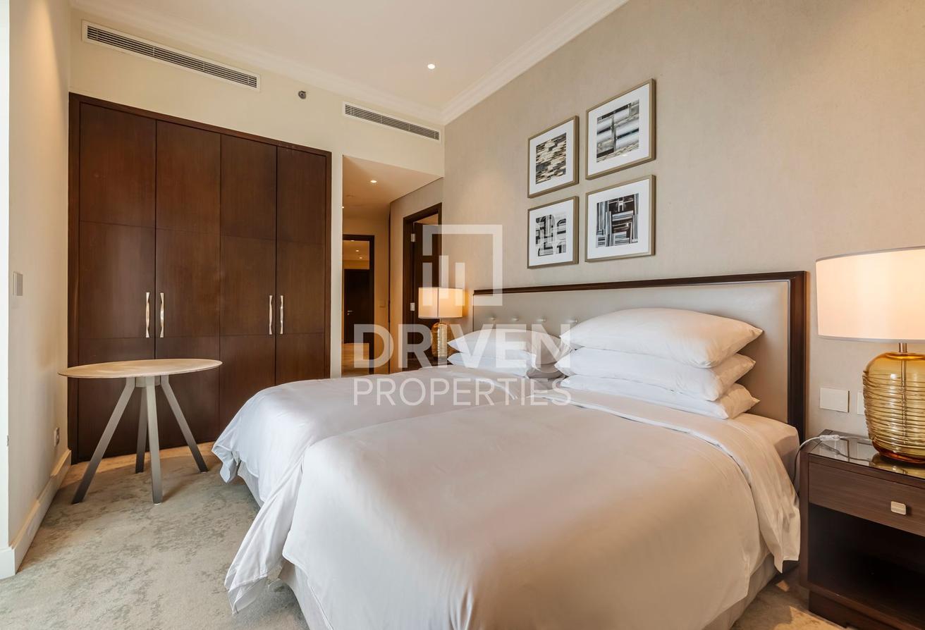 Furnished | Spacious | High Floor | Luxurious photo 9