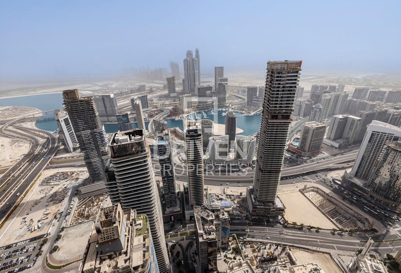 Furnished | Spacious | High Floor | Luxurious photo 20