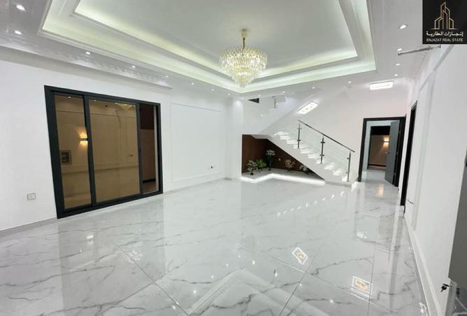 65171367 - Property Image 2