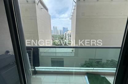Apartment - 1 Bedroom - 2 Bathrooms for rent in The Links Canal Apartments - The Links - The Views - Dubai