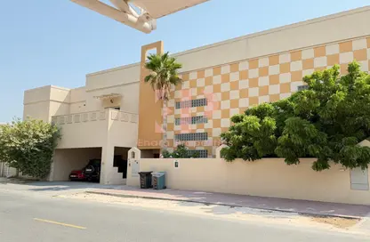Villa - 4 Bedrooms - 5 Bathrooms for rent in Al Safa 2 Villas - Al Safa 2 - Al Safa - Dubai