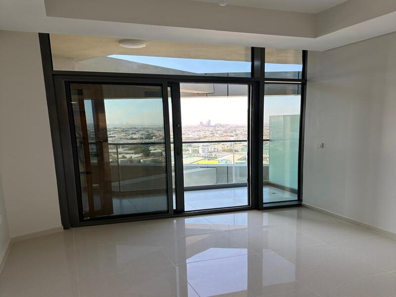 MID FLOOR | NEGOTIABLE | OPEN VIEW gallery image