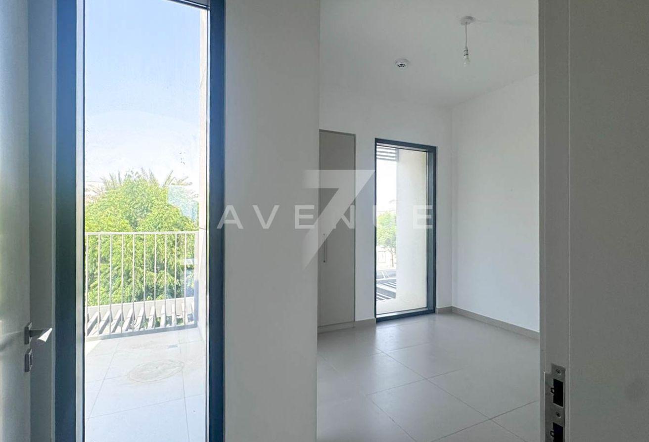 Community Expert | Pool Access | Corner Unit photo 8
