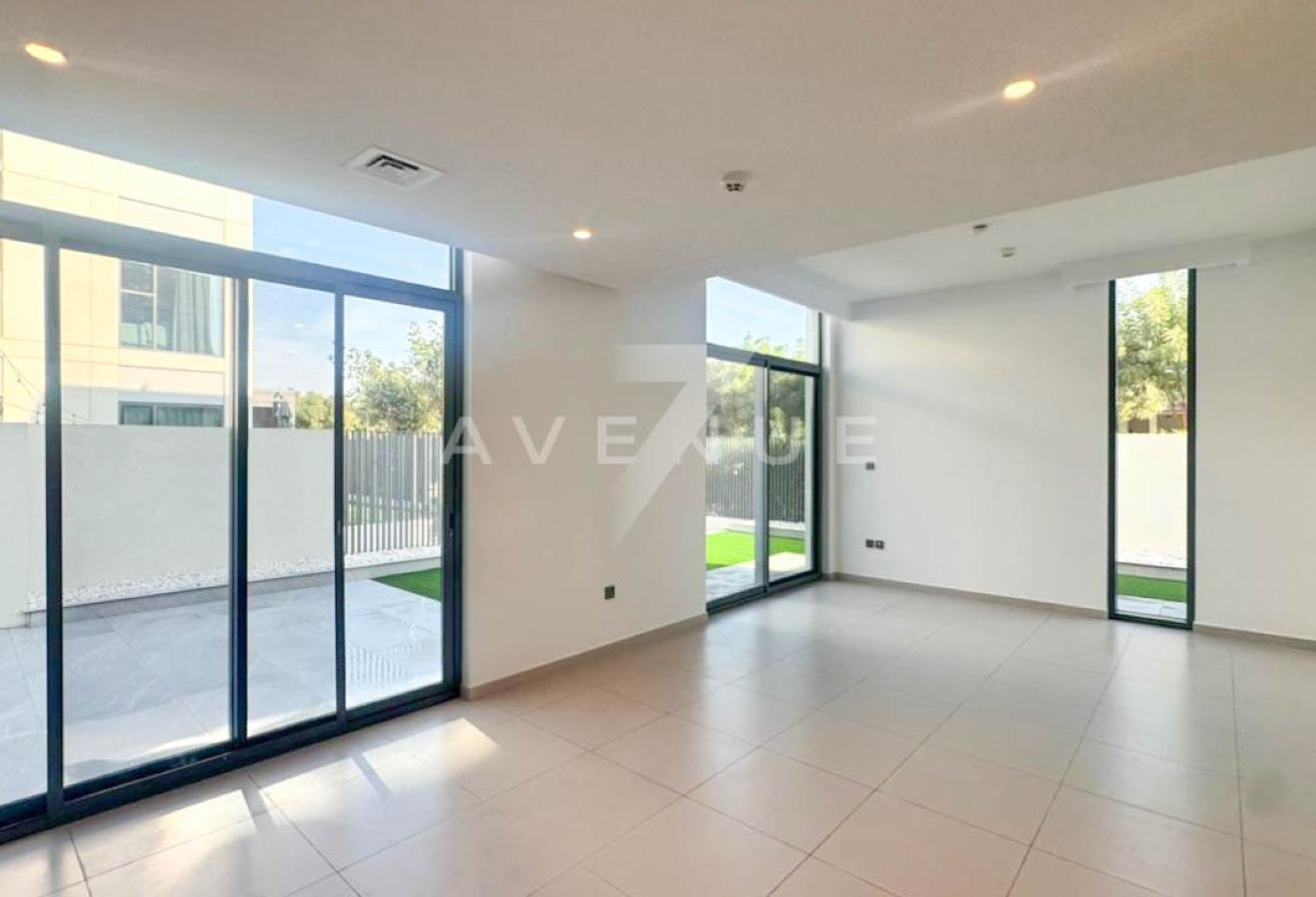 Community Expert | Pool Access | Corner Unit photo 4