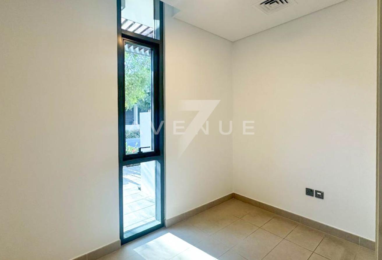 Community Expert | Pool Access | Corner Unit photo 12
