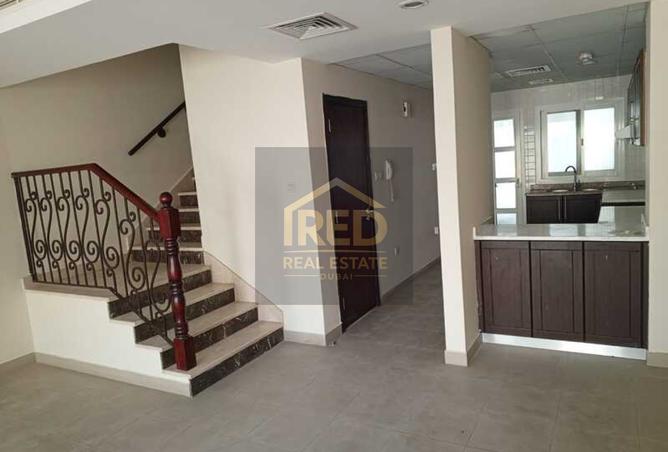 73843449 - Property Image 2