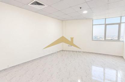 Apartment - 1 - 1 for rent in RAK Tower - Al Seer - Ras Al Khaimah