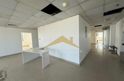 Full Floor - Studio - 6 Bathrooms for rent in Union Tower - Al Seer - Ras Al Khaimah