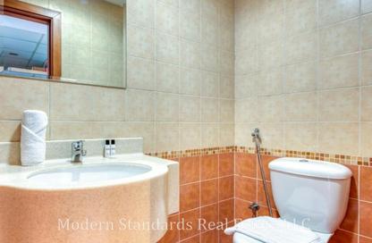 Apartment - 1 Bedroom - 2 Bathrooms for rent in Marina View Tower B - Marina View - Dubai Marina - Dubai