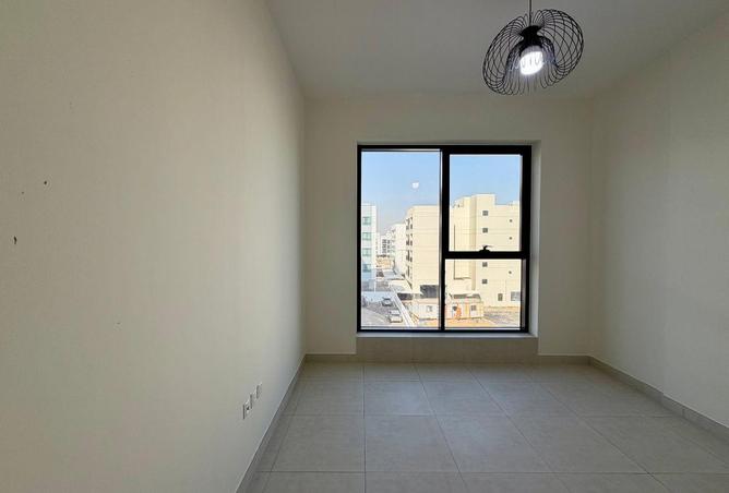 81533353 - Property Image 3