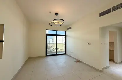 شقة - 2 غرف نوم - 3 حمامات للايجار في ليوان 2 - دبي لاند - دبي