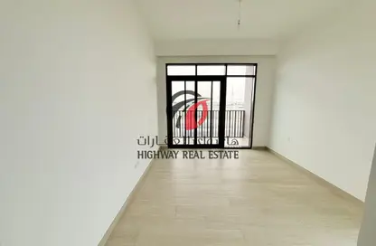 شقة - 3 غرف نوم - 2 حمامات للايجار في عزيزي العنبر - الفرجان - دبي شقة - 3 غرف نوم - 2 حمامات للايجار في عزيزي العنبر - الفرجان - دبي