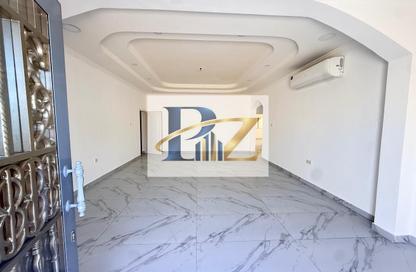 Villa - 4 - 5 for rent in Al Ramla West - Al Ramla - Halwan - Sharjah Villa - 4 - 5 for rent in Al Ramla West - Al Ramla - Halwan - Sharjah