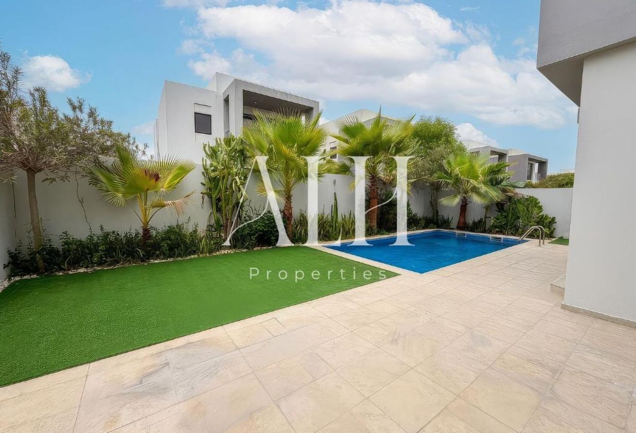 Private Pool | Extended 4 bed | Enclosed Kitchen photo 16