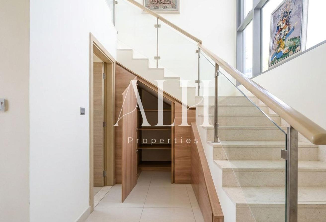 Private Pool | Extended 4 bed | Enclosed Kitchen photo 7
