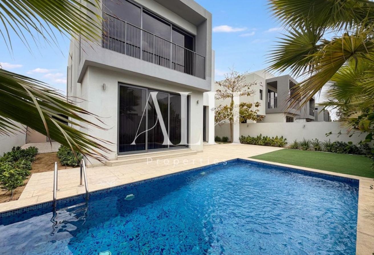 Private Pool | Extended 4 bed | Enclosed Kitchen photo 17