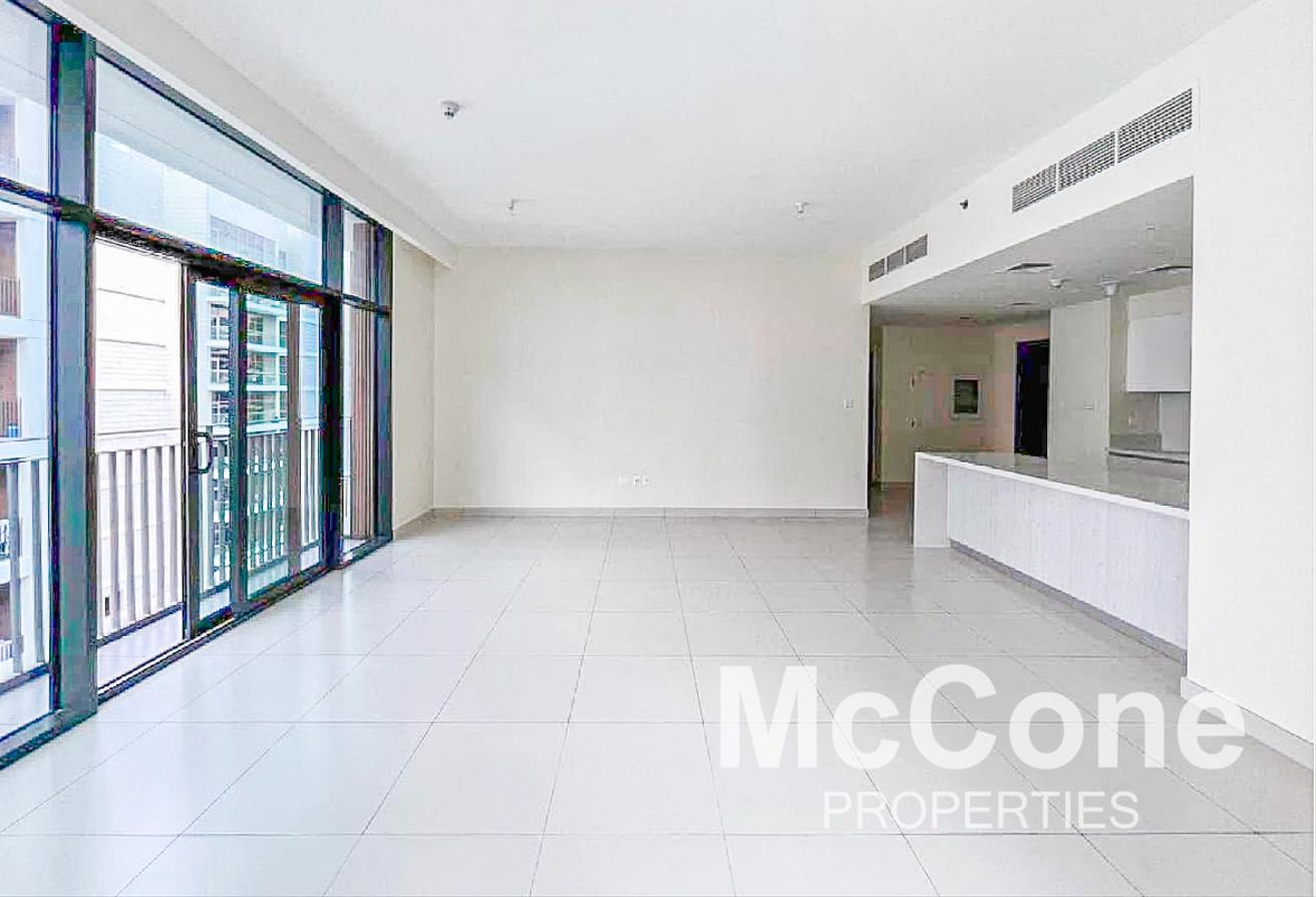 Vacant | Open Kitchen | Pool Facing