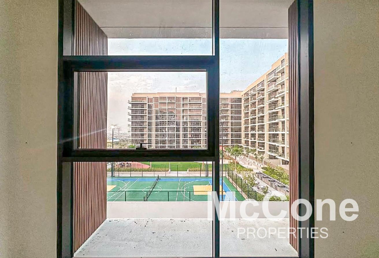 Vacant | Open Kitchen | Pool Facing photo 18
