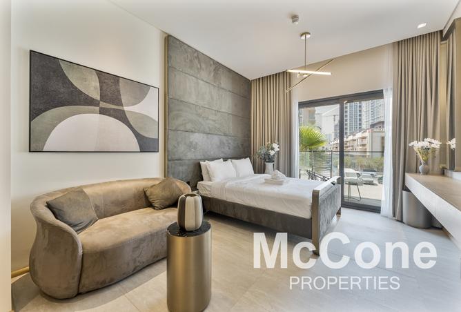 Exclusive | Vibrant | Contemporary