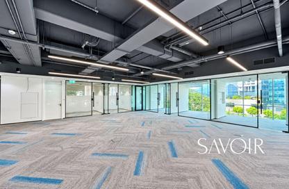 Office Space - Studio - 1 for rent in Emaar Business Park Building 4 - Emaar Business Park - Sheikh Zayed Road - Dubai