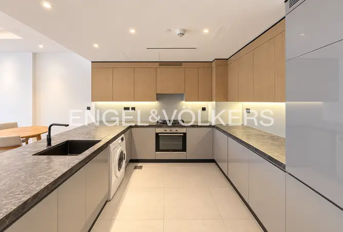 156076265 - Property Image 3