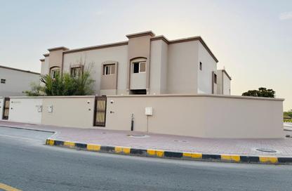 Villa - 4 - 5 for rent in Barashi - Al Badie - Sharjah