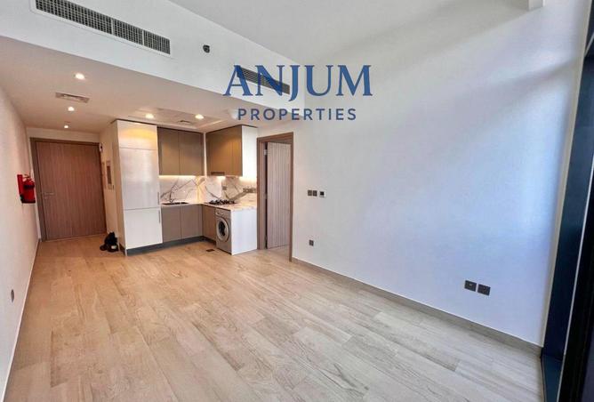 2OidunsXNKK - Property Image 2