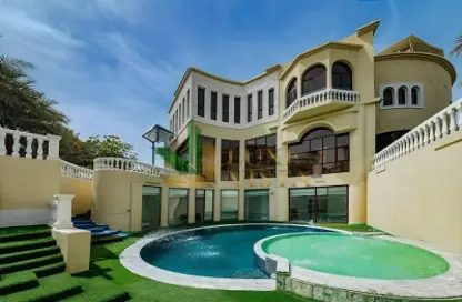 Villa - 7+ Bedrooms for rent in Sector E - Emirates Hills - Dubai