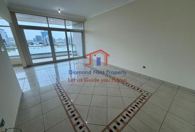 76583526 - صورة العقار 3