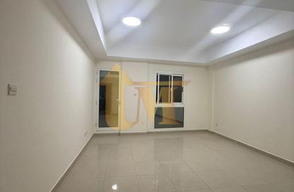 Apartment - 2 - 2 for rent in Lady Ratan Manor - CBD (Central Business District) - International City - Dubai