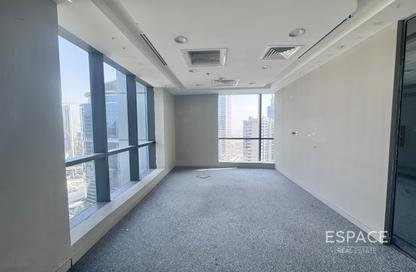 Office Space - Studio for rent in The Regal Tower - Business Bay - Dubai