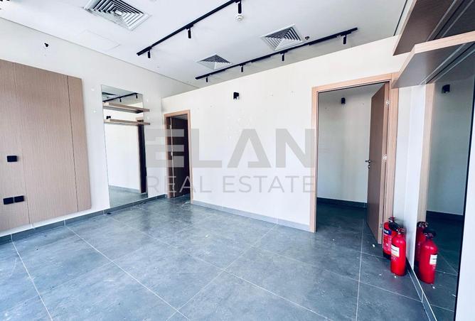 83232195 - Property Image 3