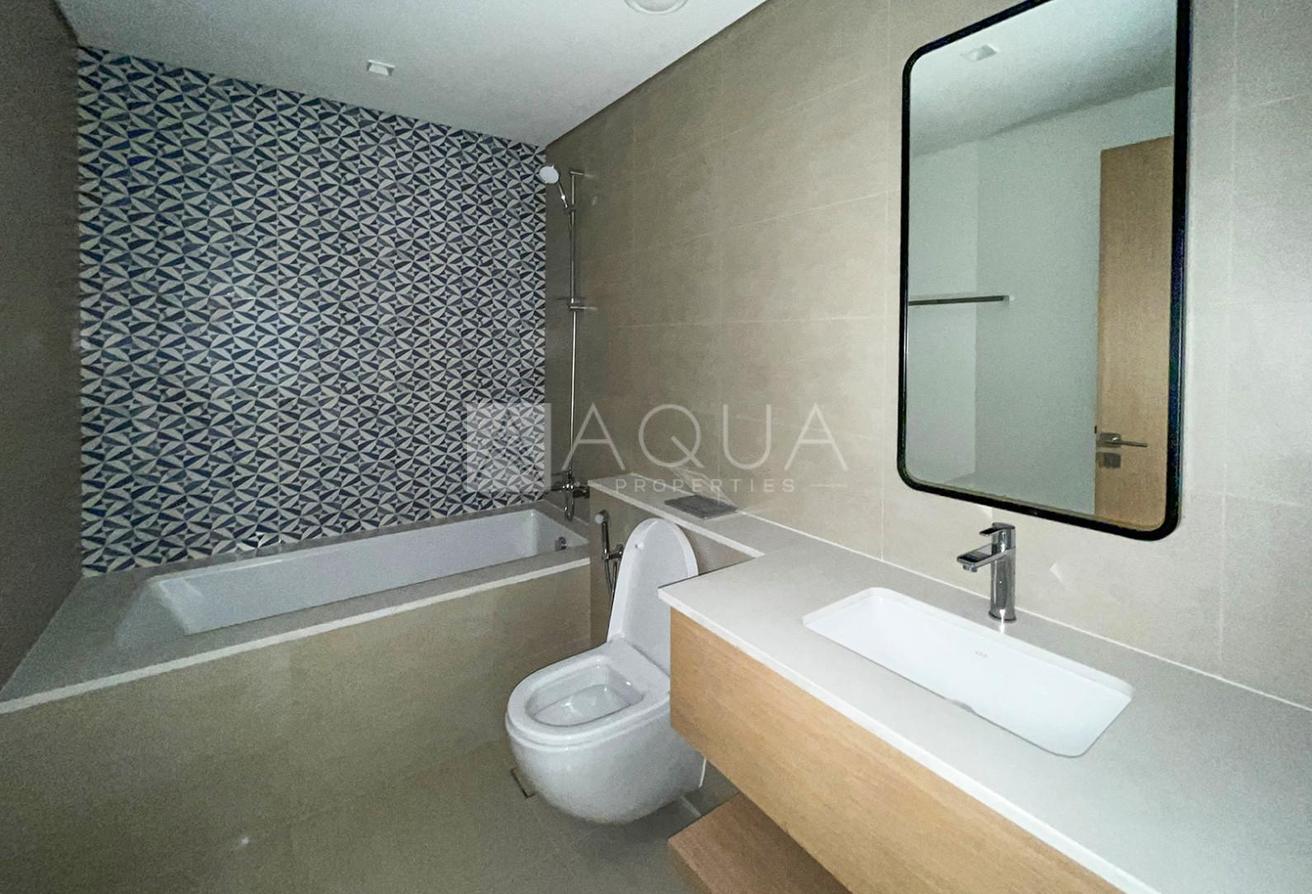 Well Designed | 3 Bedroom | Spacious Unit photo 16
