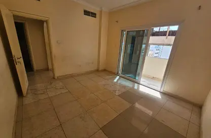 Apartment - 1 Bedroom - 1 Bathroom for rent in Al Mahatta - Al Qasimia - Sharjah