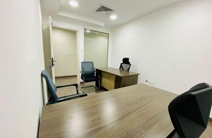 Office Space - Studio - 4 Bathrooms for rent in Hamdan Street - Abu Dhabi