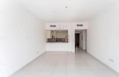 Apartment - 2 Bedrooms - 3 Bathrooms for rent in Rabdan Building - Motor City - Dubai