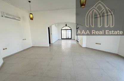 Villa - 4 Bedrooms - 4 Bathrooms for rent in Al Muhaisnah 1 - Al Muhaisnah - Dubai