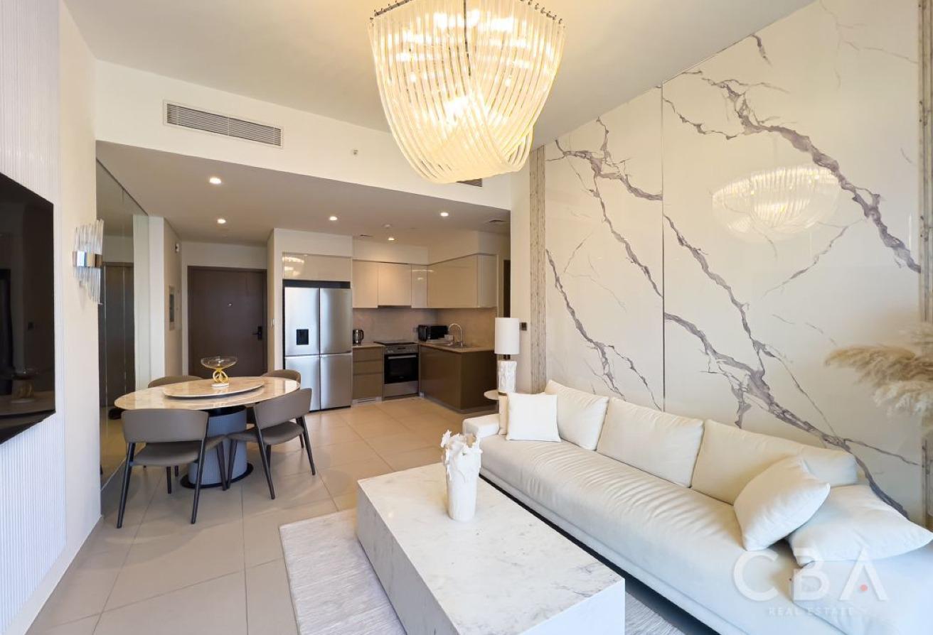 Full Burj Khalifa View | Furnished | High Floor photo 3