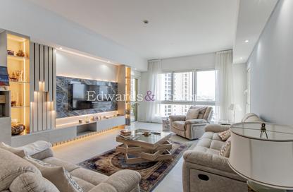 Apartment - 3 Bedrooms - 3 Bathrooms for rent in Marina Residences 3 - Marina Residences - Palm Jumeirah - Dubai