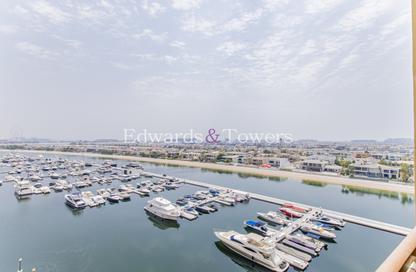 Apartment - 3 Bedrooms - 3 Bathrooms for rent in Marina Residences 3 - Marina Residences - Palm Jumeirah - Dubai
