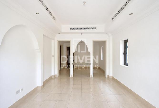 130201542 - Property Image 2