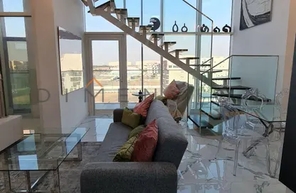 دوبلكس - 2 غرف نوم - 3 حمامات للايجار في الواحة 2 - مساكن الواحه - مدينة مصدر - أبوظبي