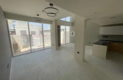 Villa - 2 Bedrooms - 4 Bathrooms for rent in Rukan Tower C - Rukan Tower - Rukan - Dubai Land - Dubai