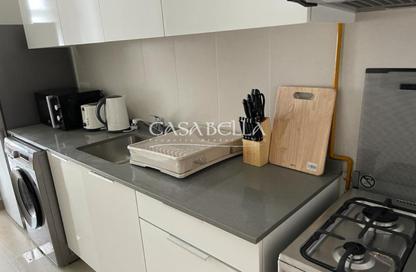 Apartment - Studio - 1 for rent in Bloom Towers B - Bloom Towers - District 10 - Jumeirah Village Circle - Dubai Apartment - Studio - 1 for rent in Bloom Towers B - Bloom Towers - District 10 - Jumeirah Village Circle - Dubai