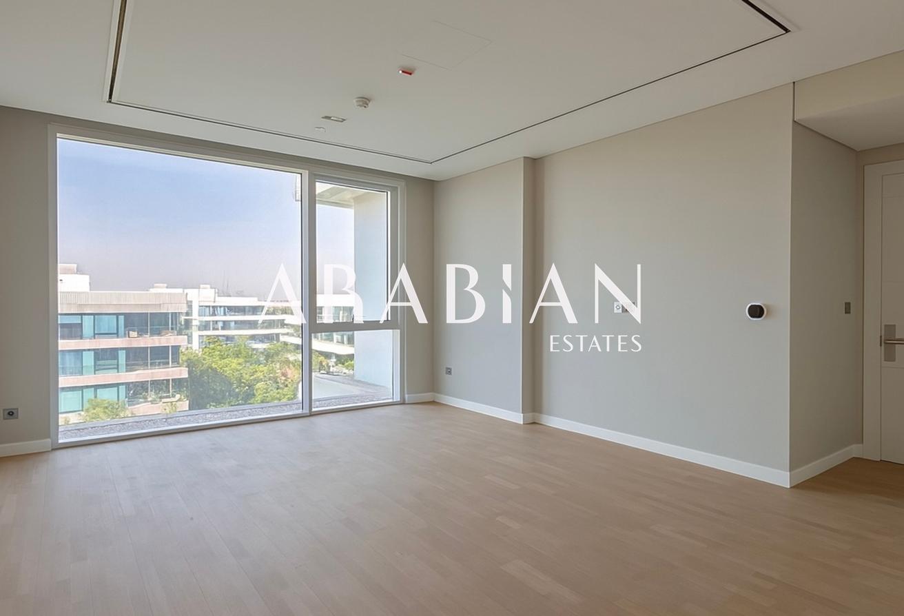 Modern | Huge Layout | Green Community photo 13