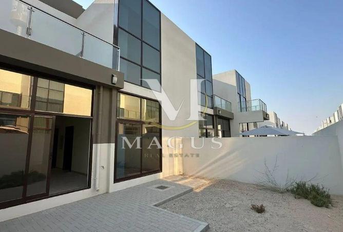 94018285 - Property Image 3