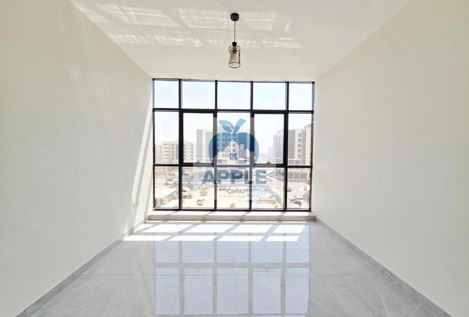 84067961 - Property Image 2