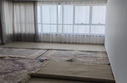 Apartment - 2 - 3 for sale in Corniche Tower - Ajman Corniche Road - Ajman Apartment - 2 - 3 for sale in Corniche Tower - Ajman Corniche Road - Ajman