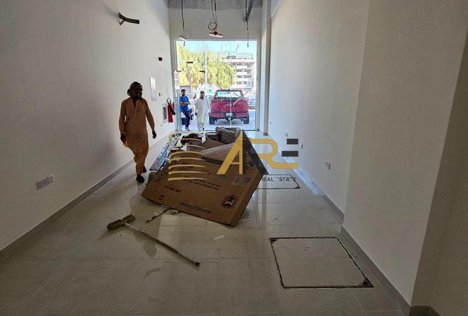 53574956 - صورة العقار 3