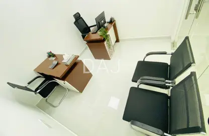 Office Space - Studio - 1 Bathroom for rent in Red Avenue - Al Garhoud - Dubai